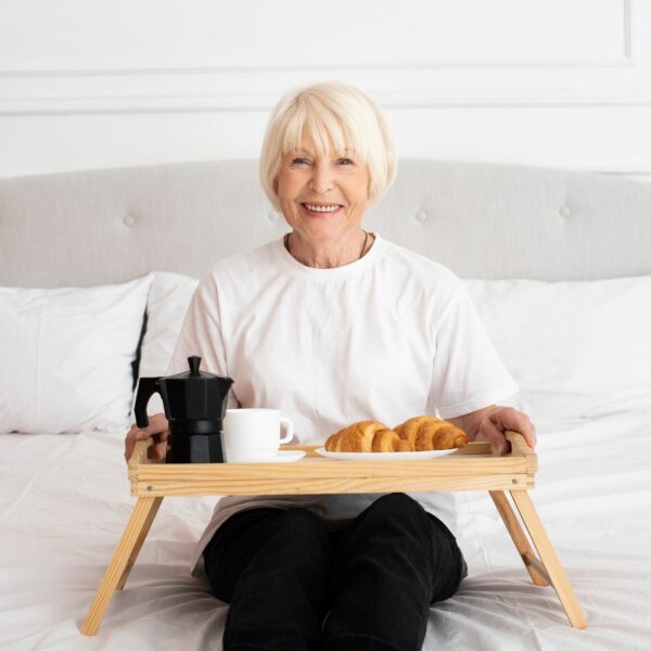 badio - Stolik bambusowy drewniany taca z nóżkami do łóżka 1538-S