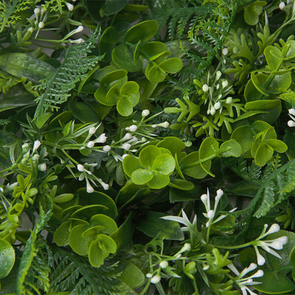 badio - Zielona mata dekoracyjna z białymi kwiatami SK-MTS1